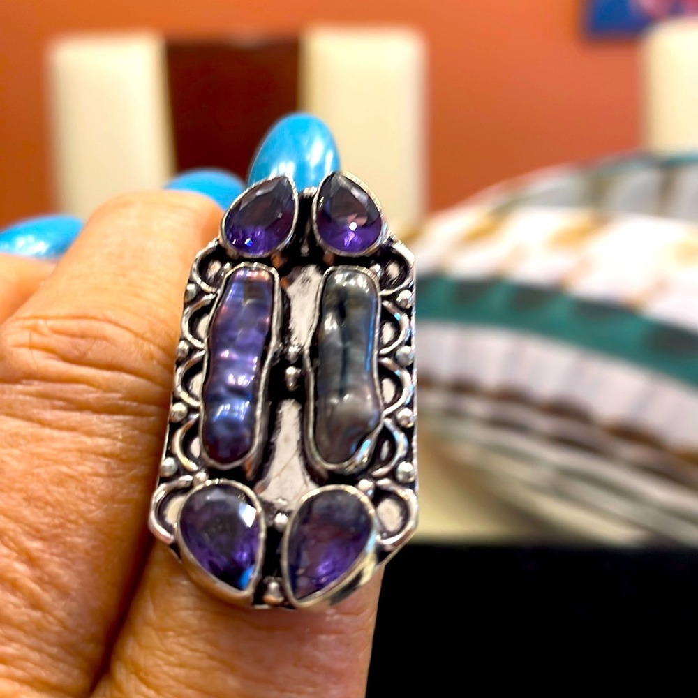 Stunning Biwa pearl and amethyst ring must see size 7&1/2